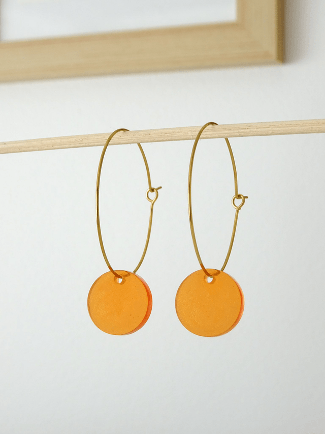 Pastille orange sur créole