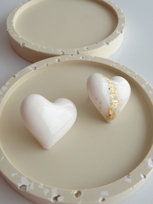 Coeur : Blanc à feuilles dorées