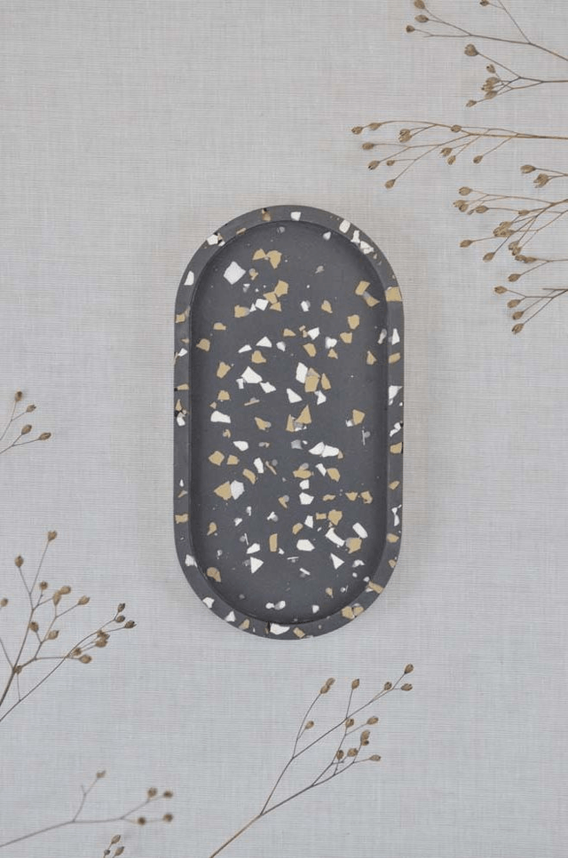 Plateau ovale : Gris terrazzzo blanc et beige