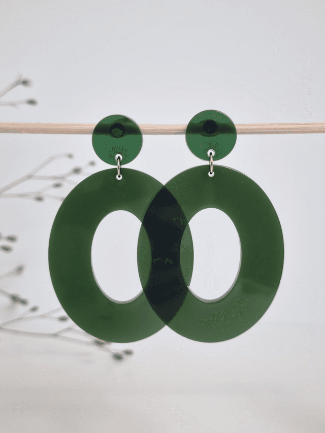 Ovale : Kaki