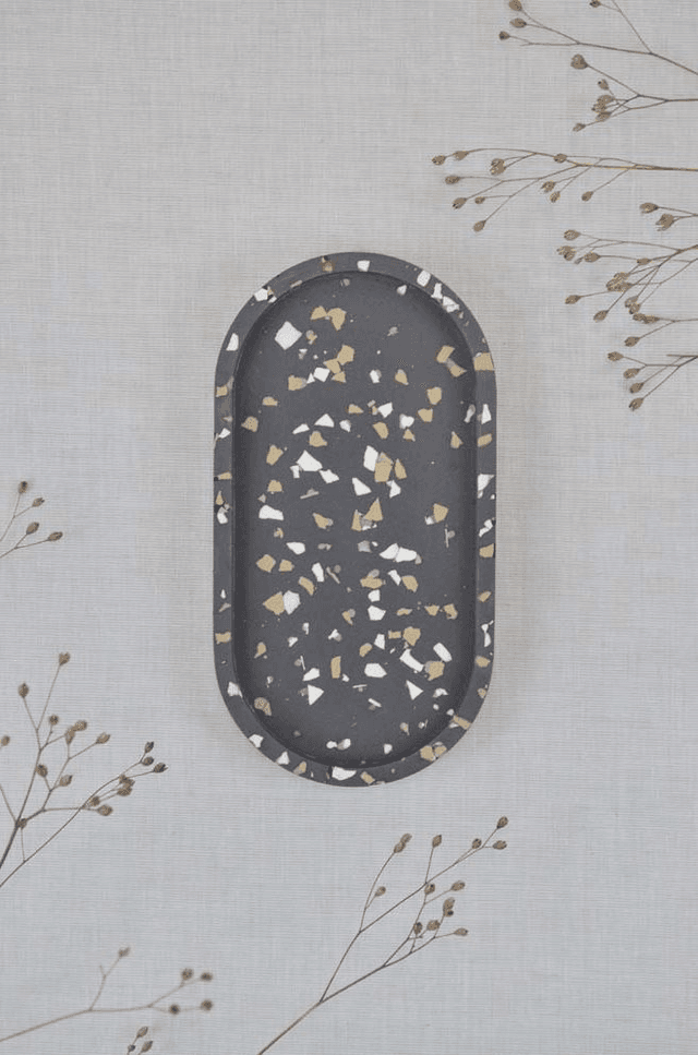 Plateau ovale : Gris terrazzzo blanc et beige
